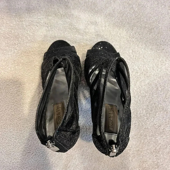 Touch Ups Womens Black Strappy Platform Heels Open Toe Sz 7M Back Zip Sandals - Picture 5 of 14